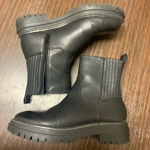 Black Boots